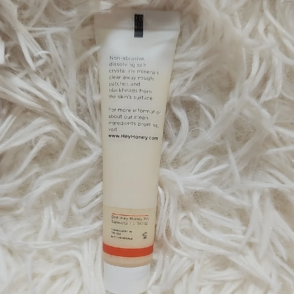 Hey Honey Prime Mate, Wrinkle Peptide Serum & Hey Honey Facial Scrub - Picture 5 of 8